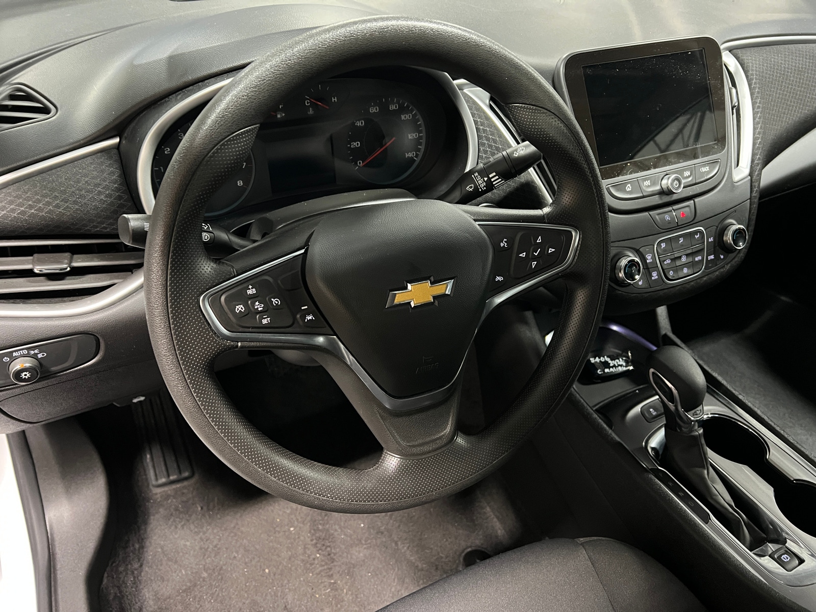 Thumbnail: 2024 Chevrolet Malibu - 5