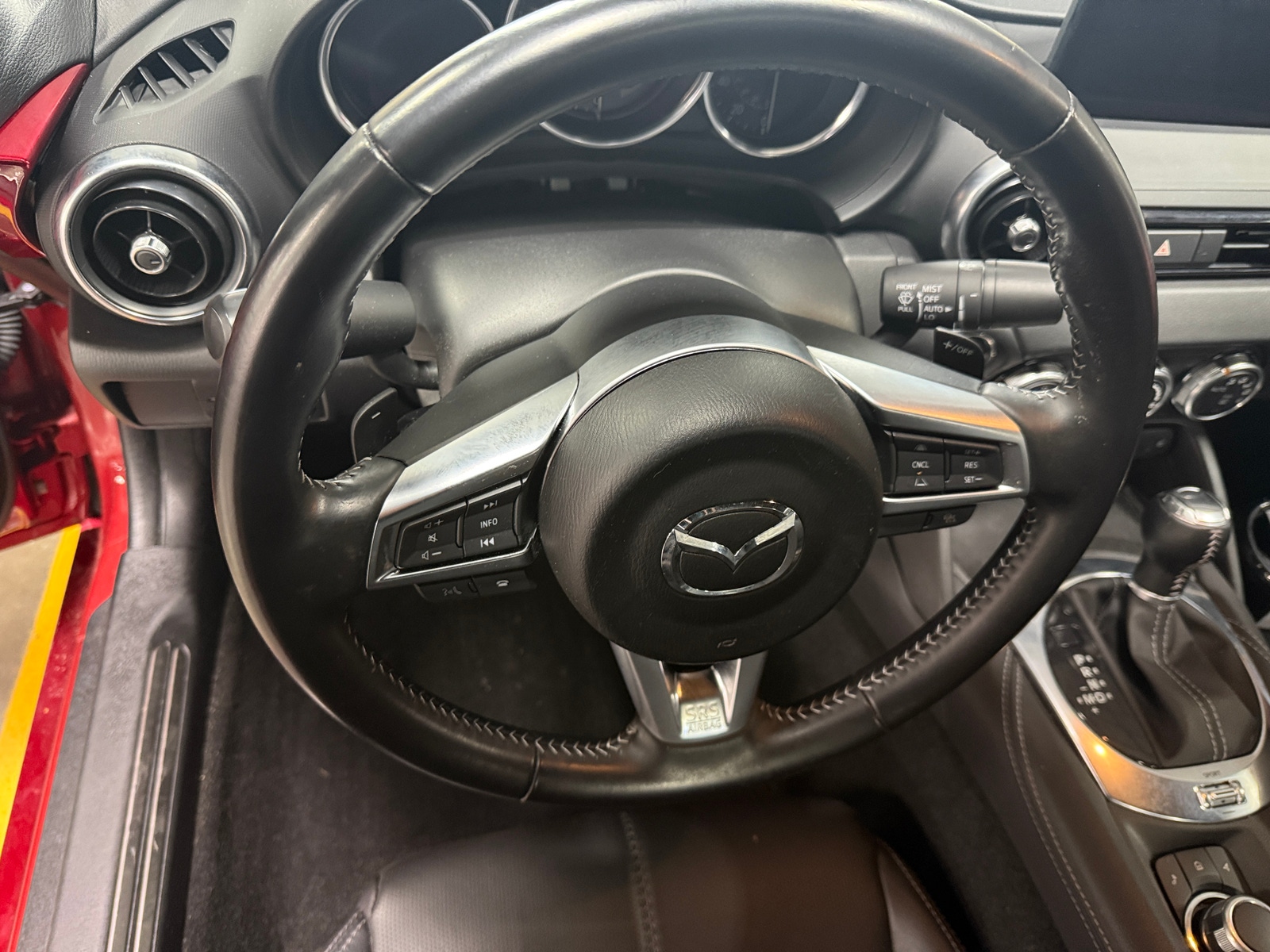 Thumbnail: 2024 Mazda MX-5 Miata - 4