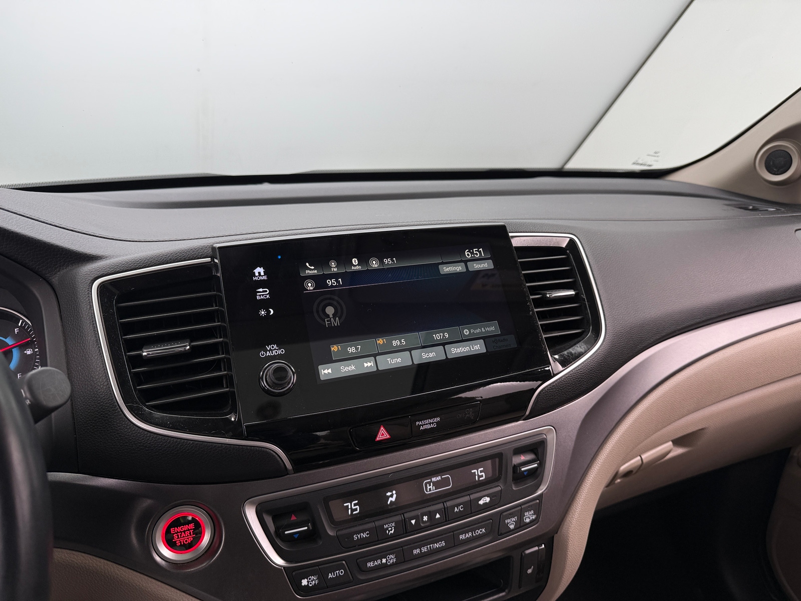 Thumbnail: 2021 Honda Pilot - 3