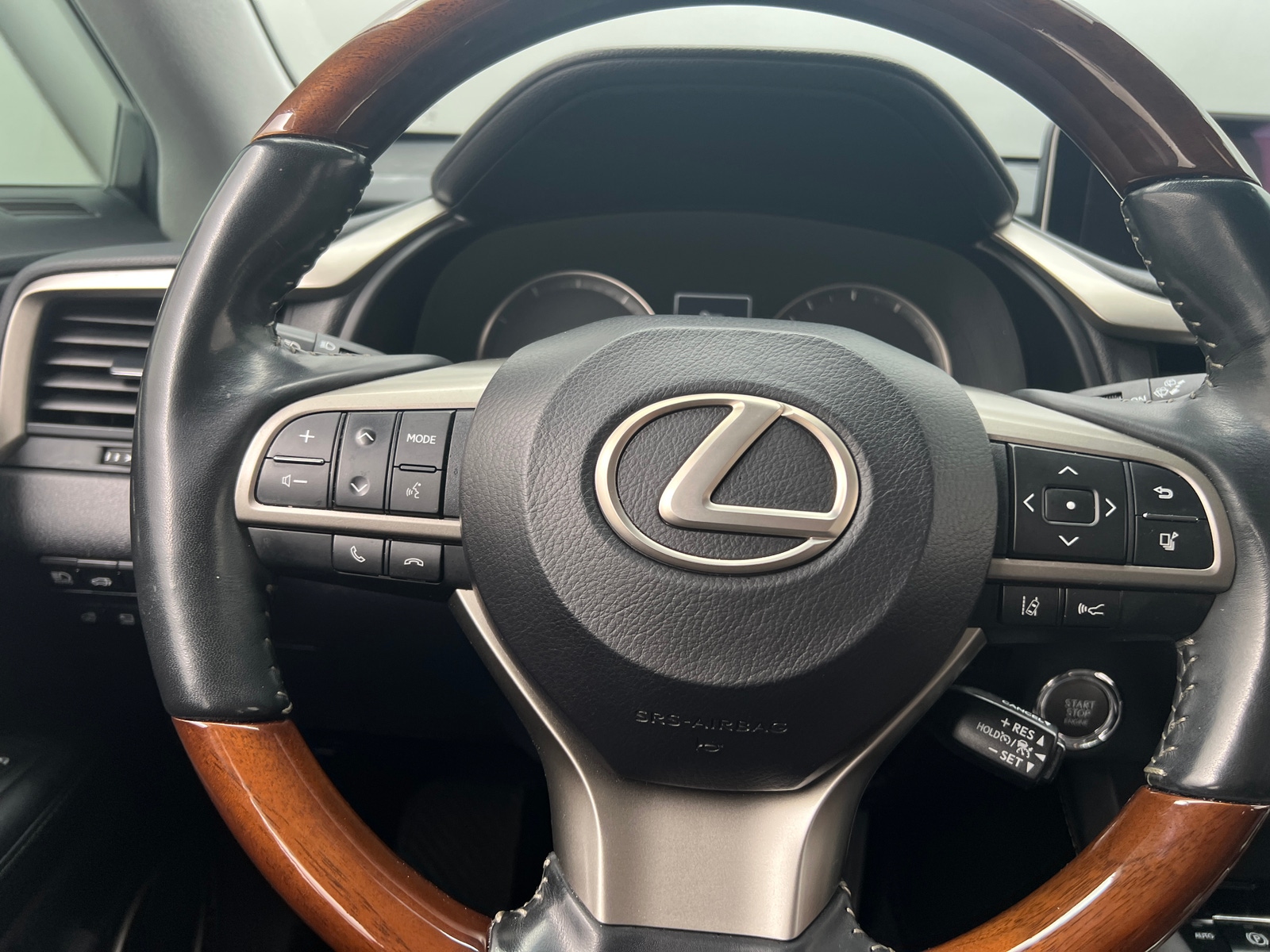 Thumbnail: 2019 Lexus RX - 4