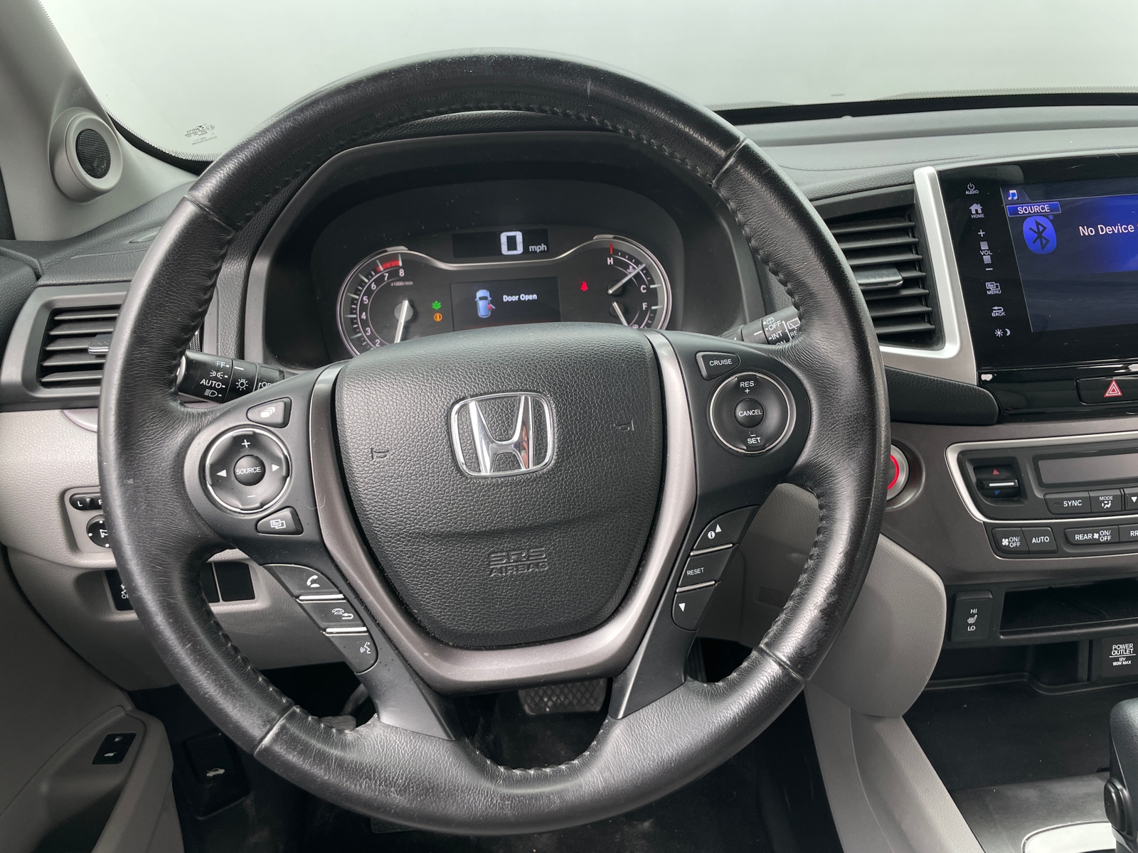 Thumbnail: 2018 Honda Pilot - 4