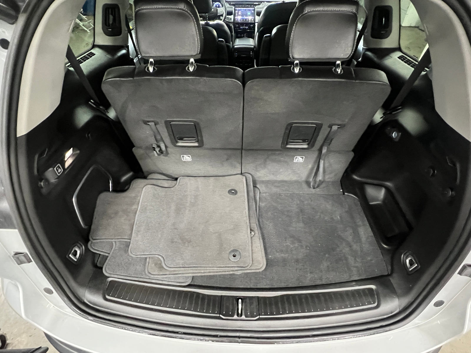 Thumbnail: 2022 Jeep Grand Cherokee L - 6