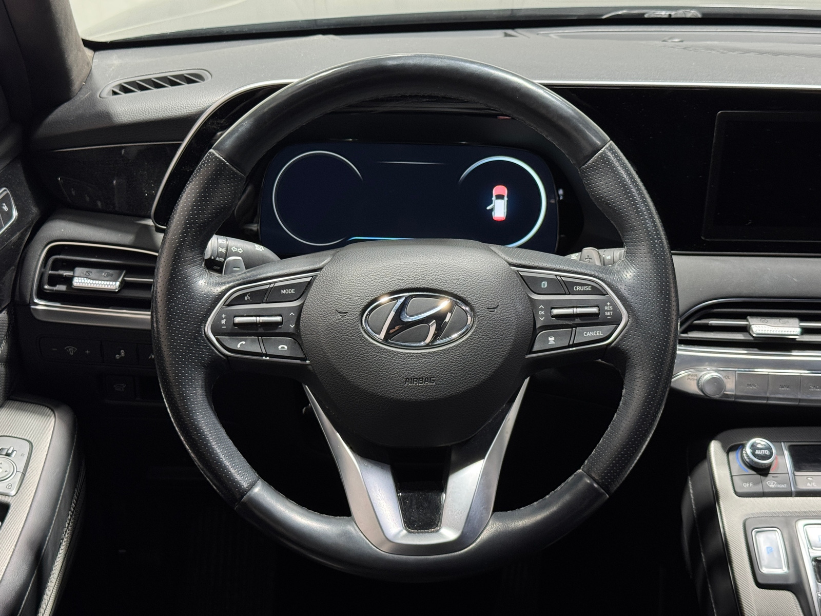 Thumbnail: 2022 Hyundai Palisade - 4