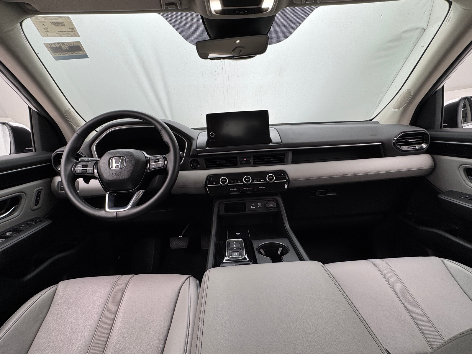 Thumbnail: 2023 Honda Pilot - 2