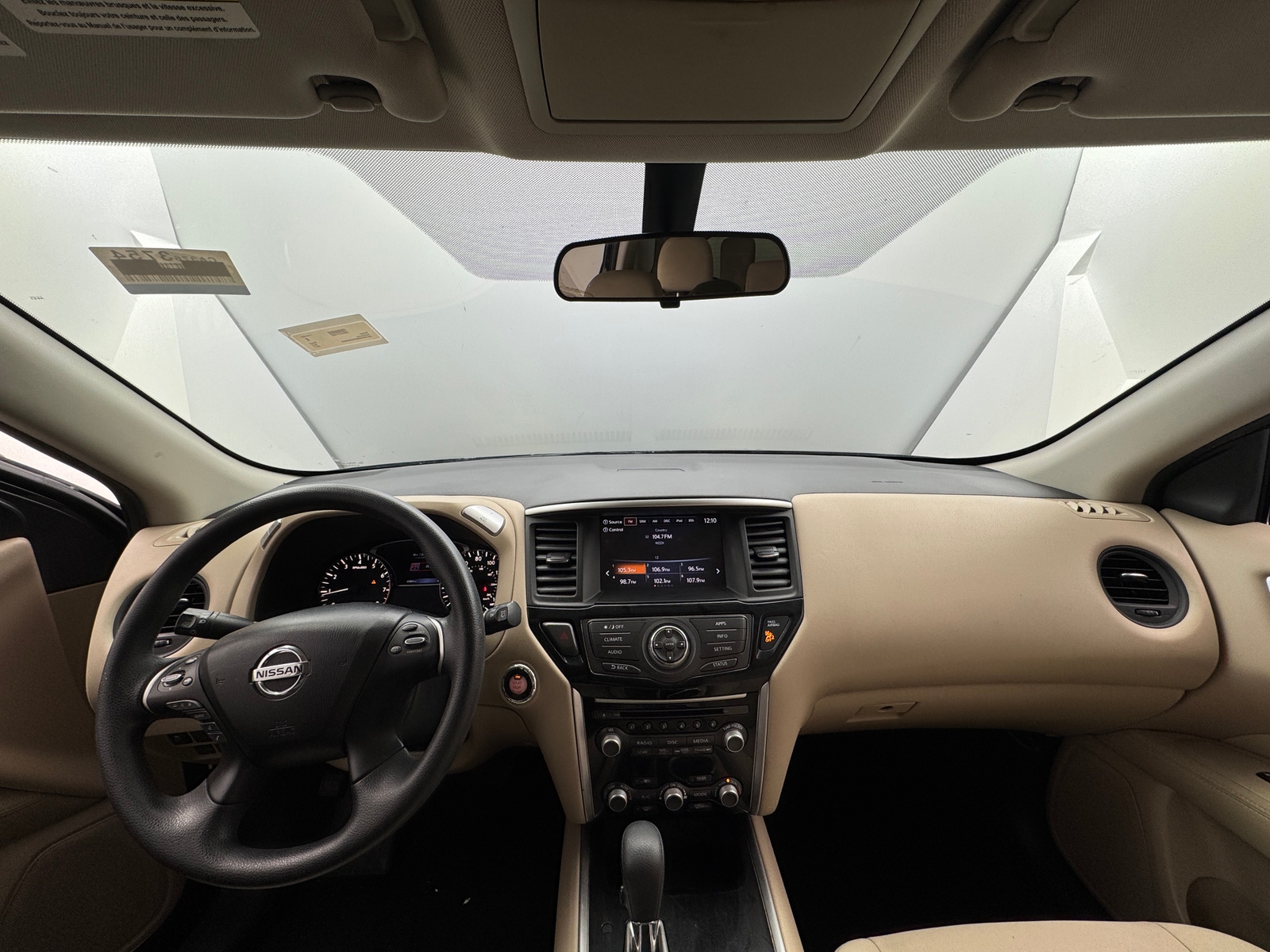 Thumbnail: 2017 Nissan Pathfinder - 3