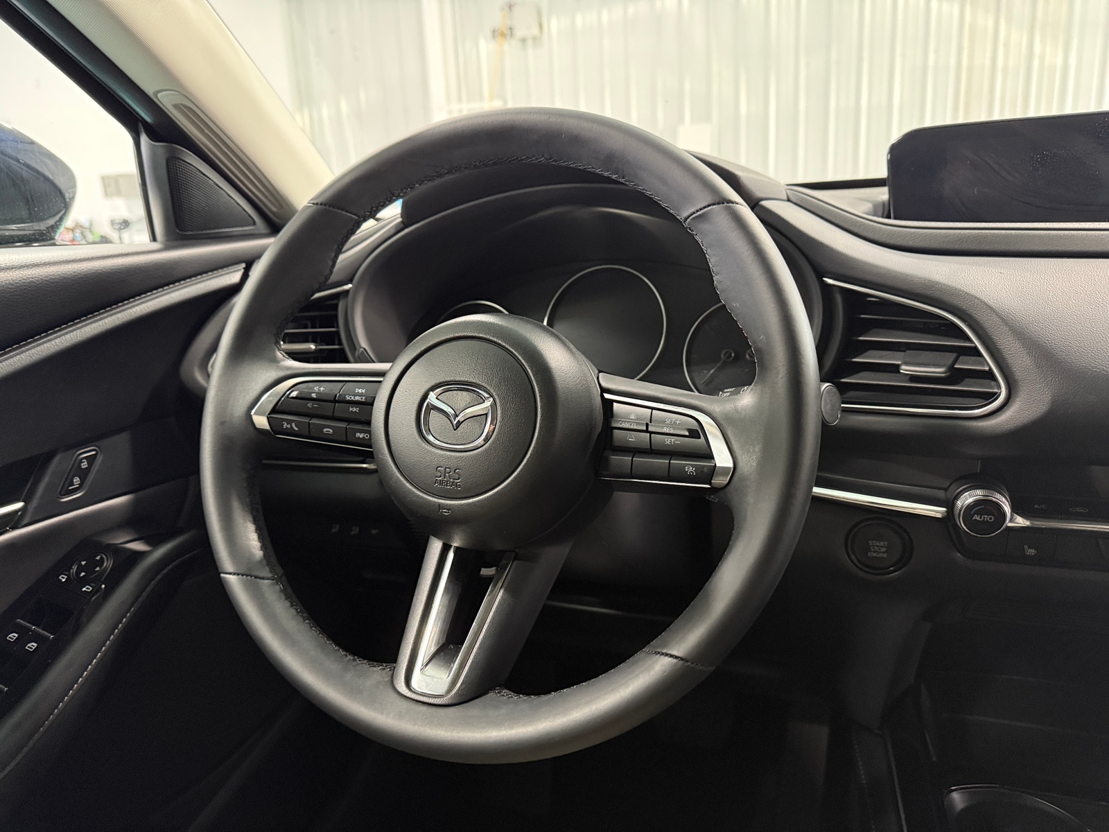 Thumbnail: 2025 Mazda CX-30 - 4