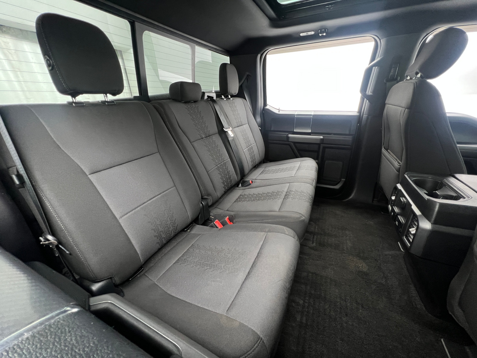 Thumbnail: 2018 Ford Econoline - 6