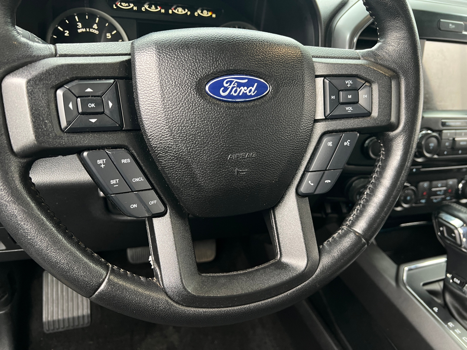 Thumbnail: 2018 Ford Econoline - 5