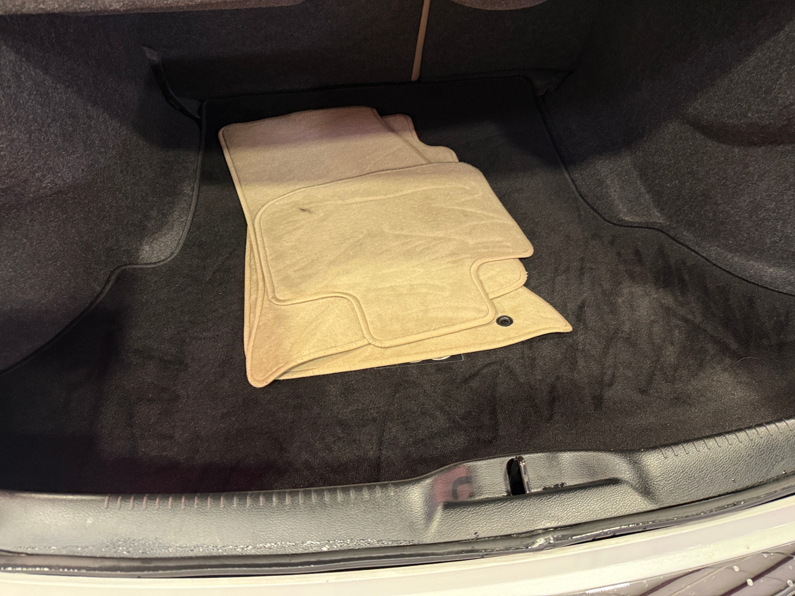 Thumbnail: 2013 Chrysler 300 - 6