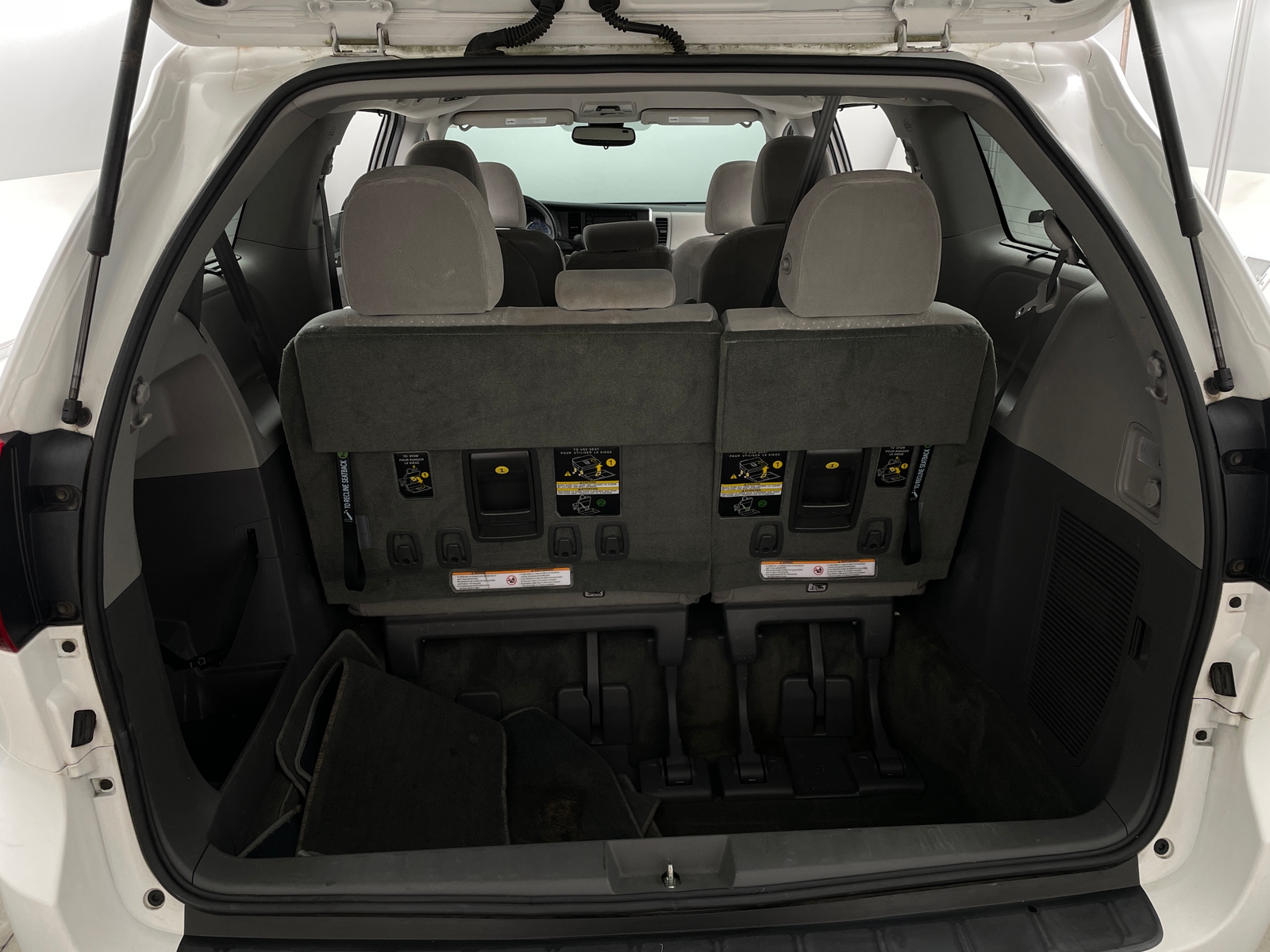 Thumbnail: 2018 Toyota Sienna - 7