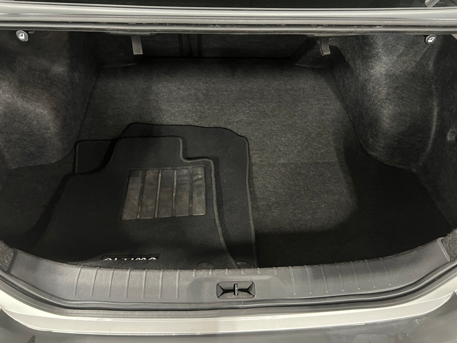 Thumbnail: 2023 Nissan Altima - 6