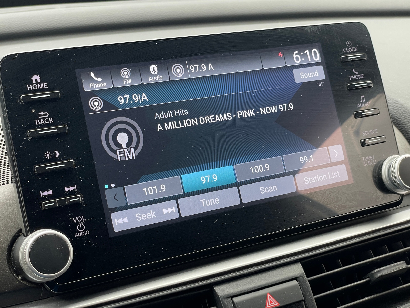 Thumbnail: 2021 Honda Accord - 4