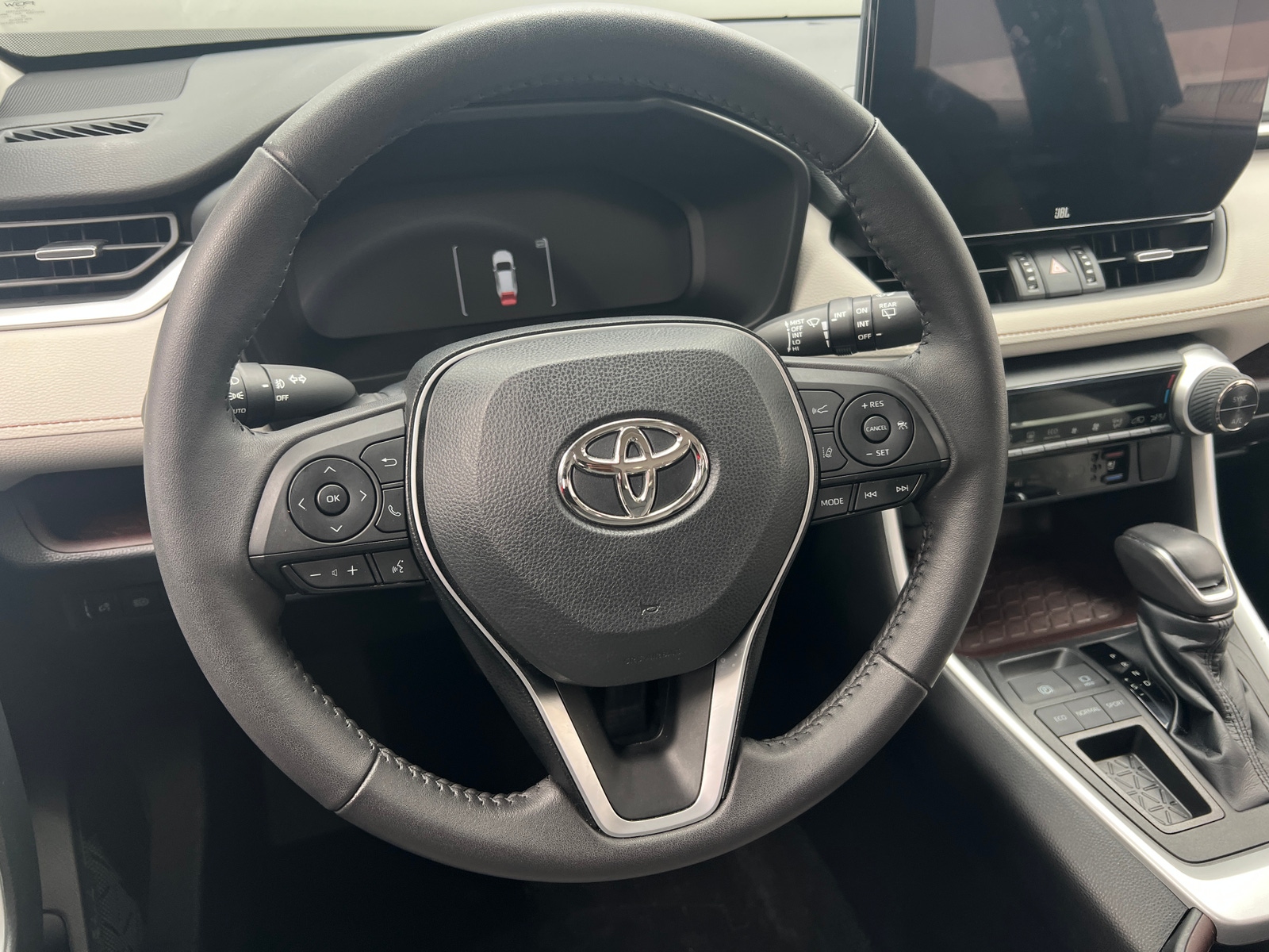 Thumbnail: 2023 Toyota RAV4 - 4