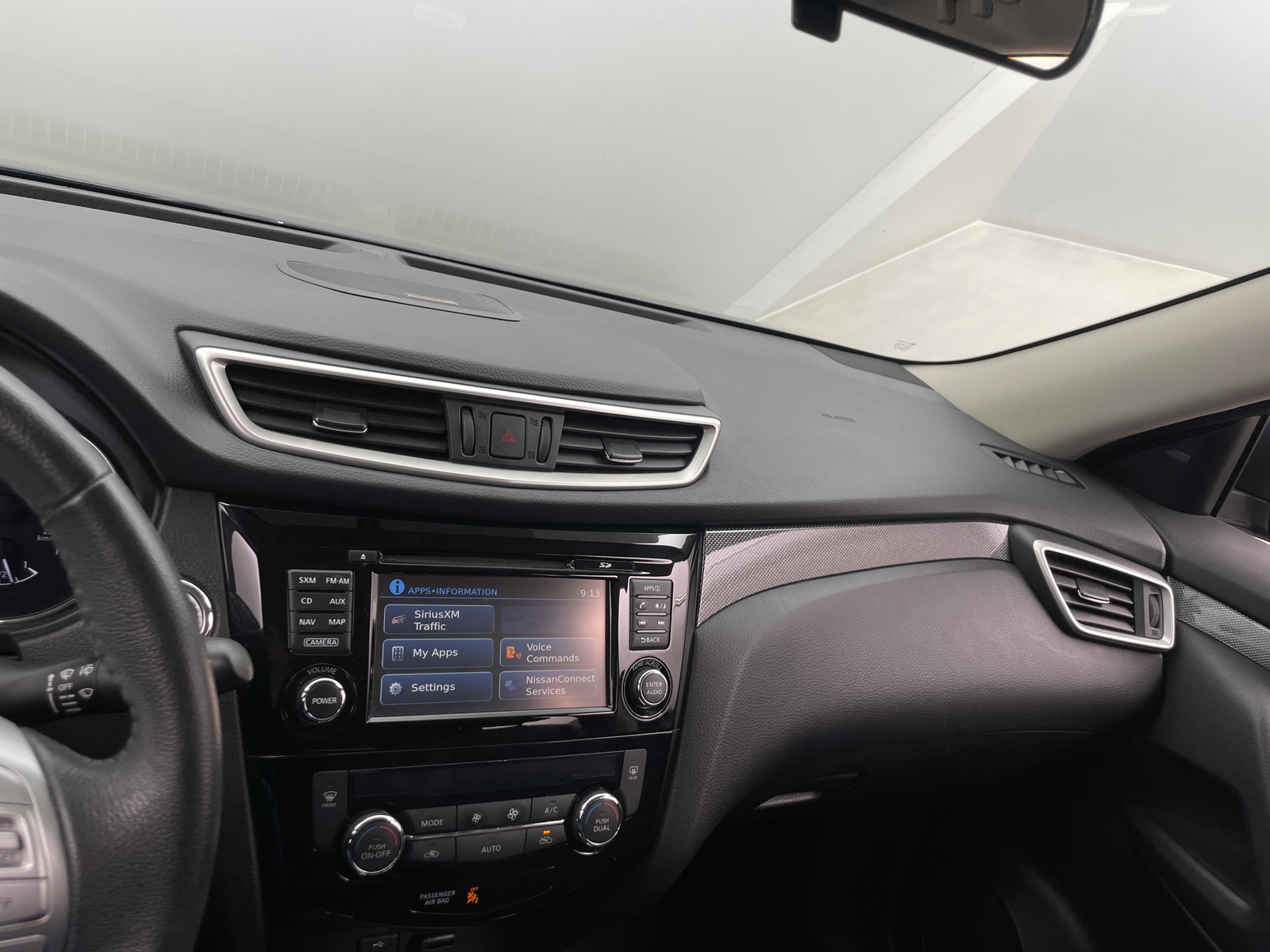 Thumbnail: 2016 Nissan Rogue - 3