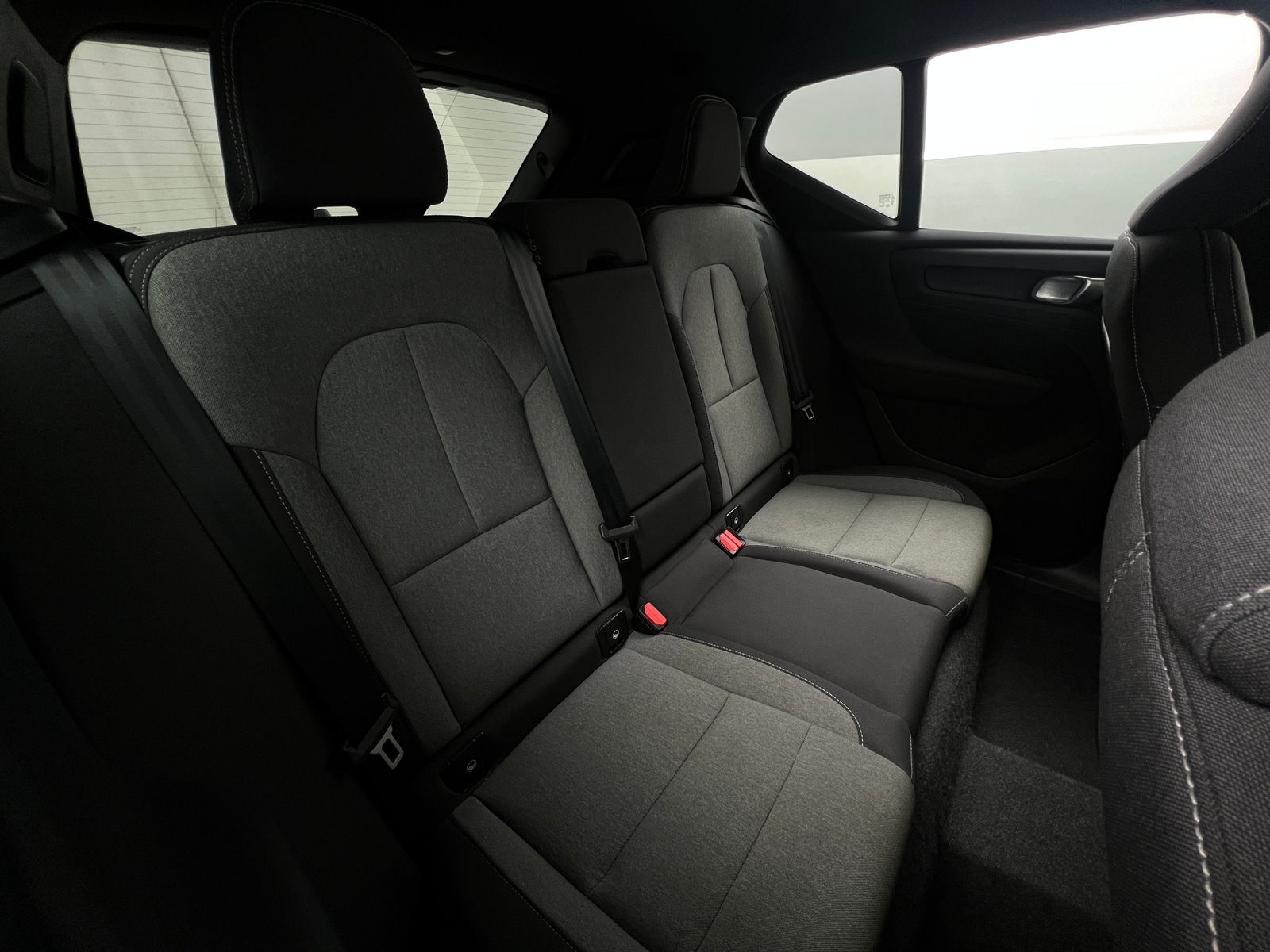 Thumbnail: 2024 Volvo XC40 - 6