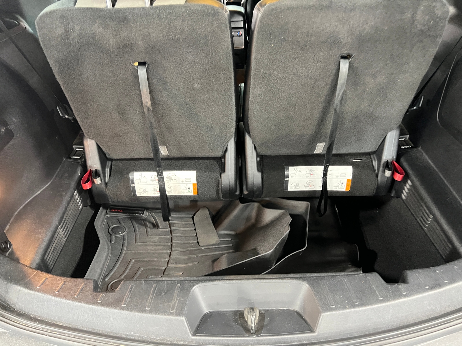 Thumbnail: 2017 Ford Explorer - 7