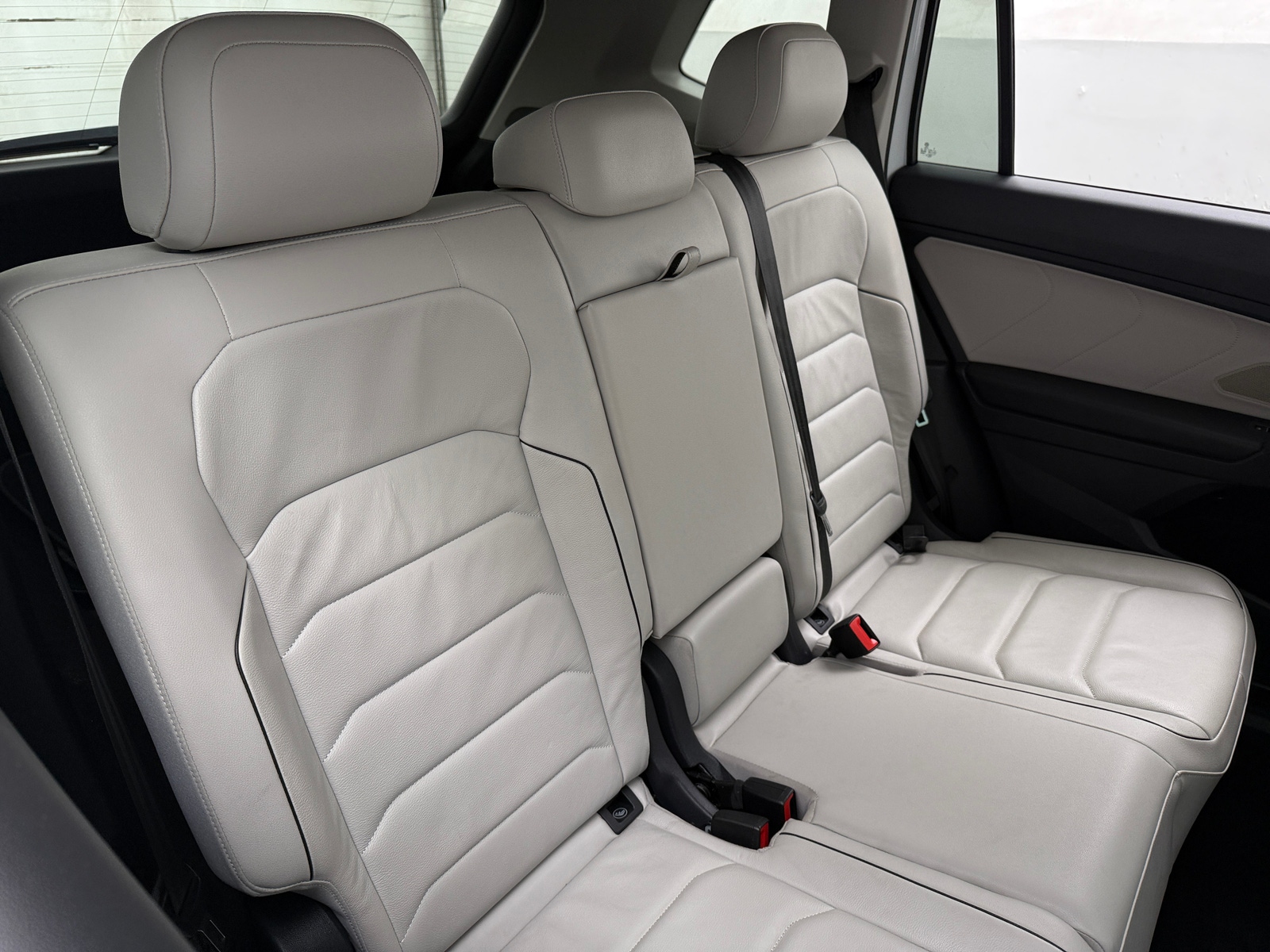 Thumbnail: 2019 Volkswagen Tiguan - 5