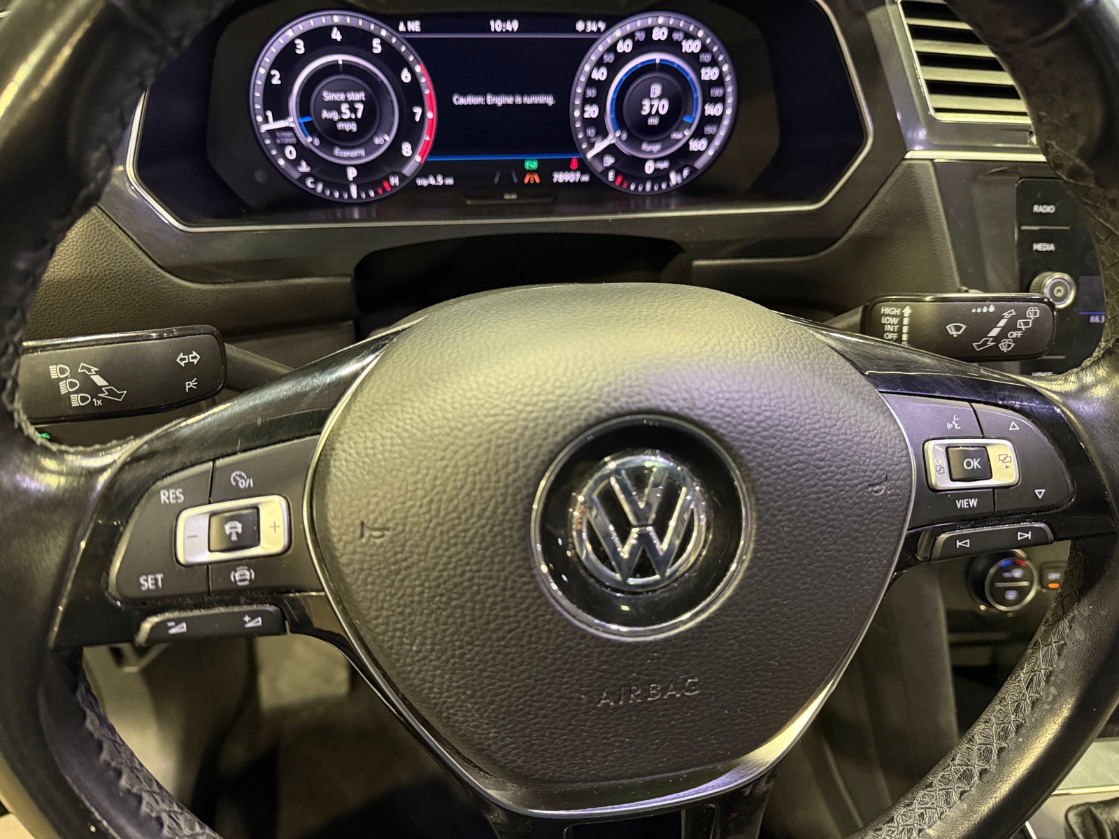 Thumbnail: 2019 Volkswagen Tiguan - 4