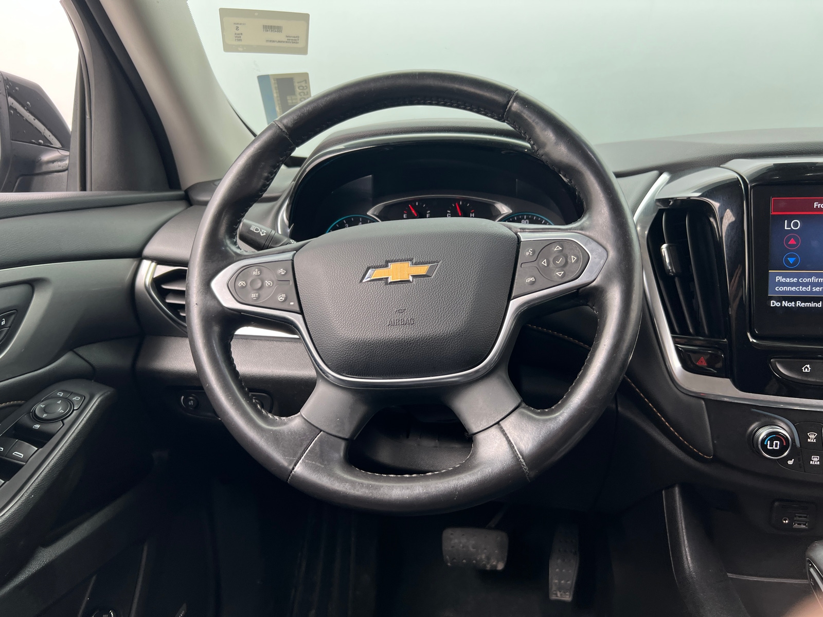 Thumbnail: 2021 Chevrolet Traverse - 4