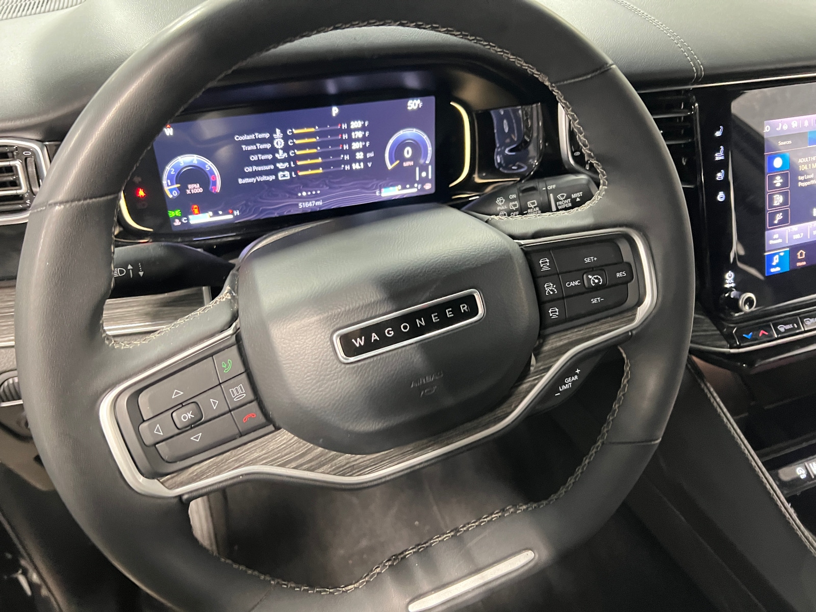 Thumbnail: 2022 Jeep Wagoneer - 4