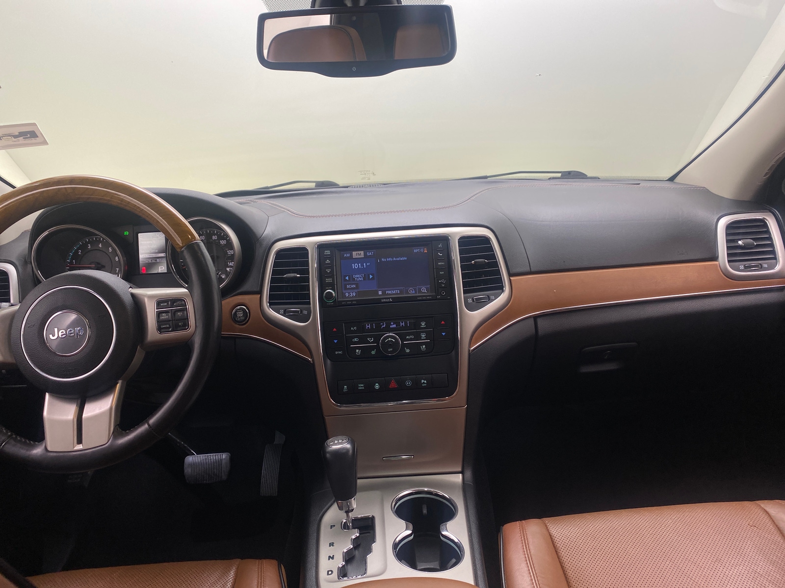 Thumbnail: 2012 Jeep Grand Cherokee - 2