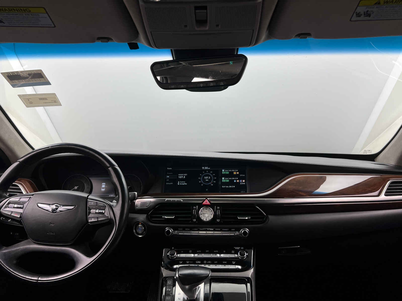 Thumbnail: 2019 Genesis G90 - 2