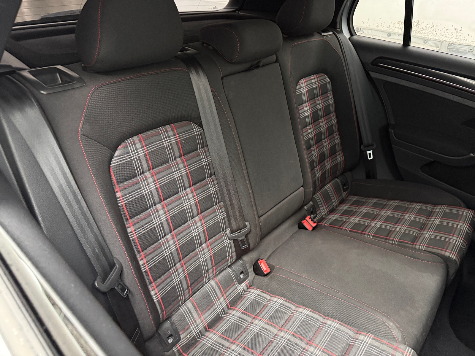 Thumbnail: 2017 Volkswagen Golf - 6