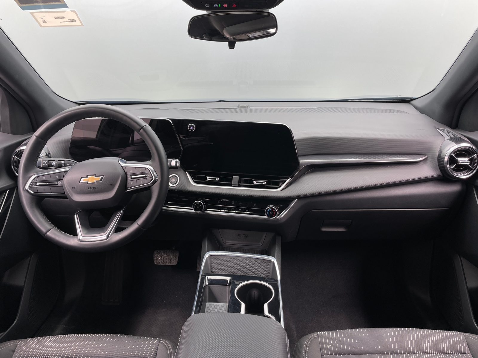 Thumbnail: 2025 Chevrolet Equinox - 3