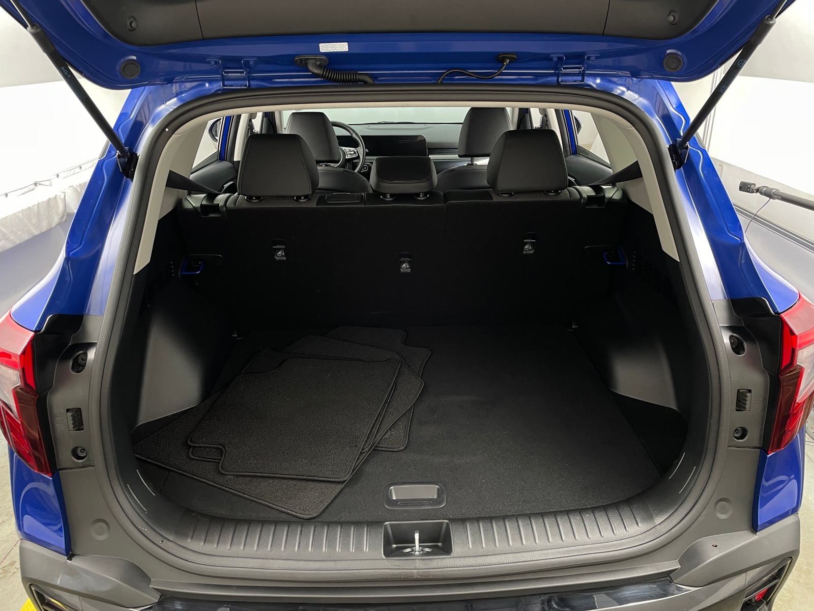 Thumbnail: 2025 Kia Seltos - 6