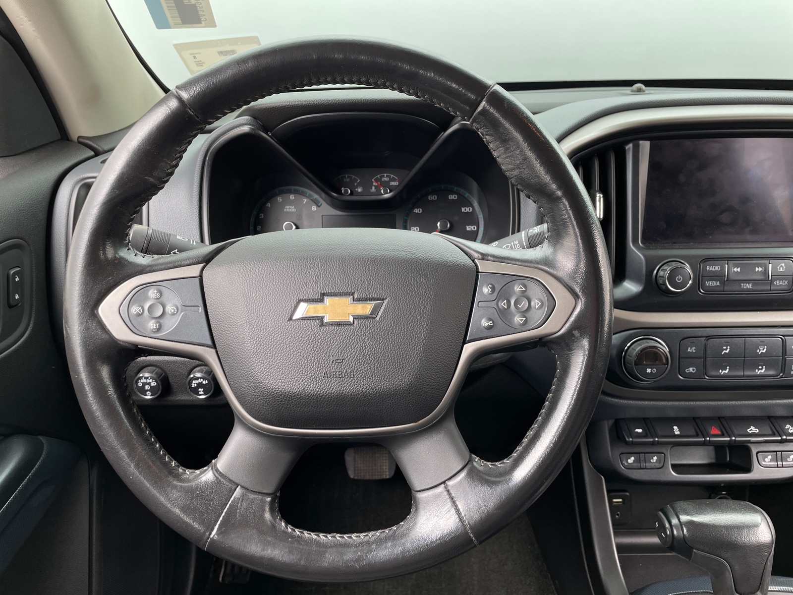 Thumbnail: 2017 Chevrolet Colorado - 5