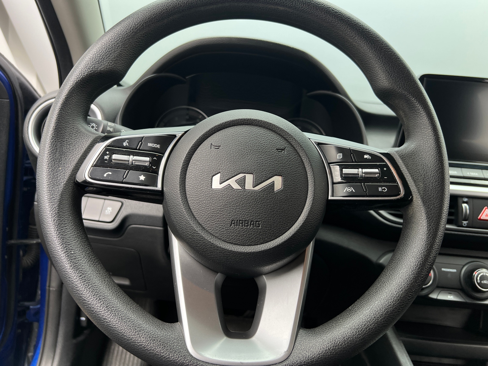 Thumbnail: 2024 Kia Forte - 5