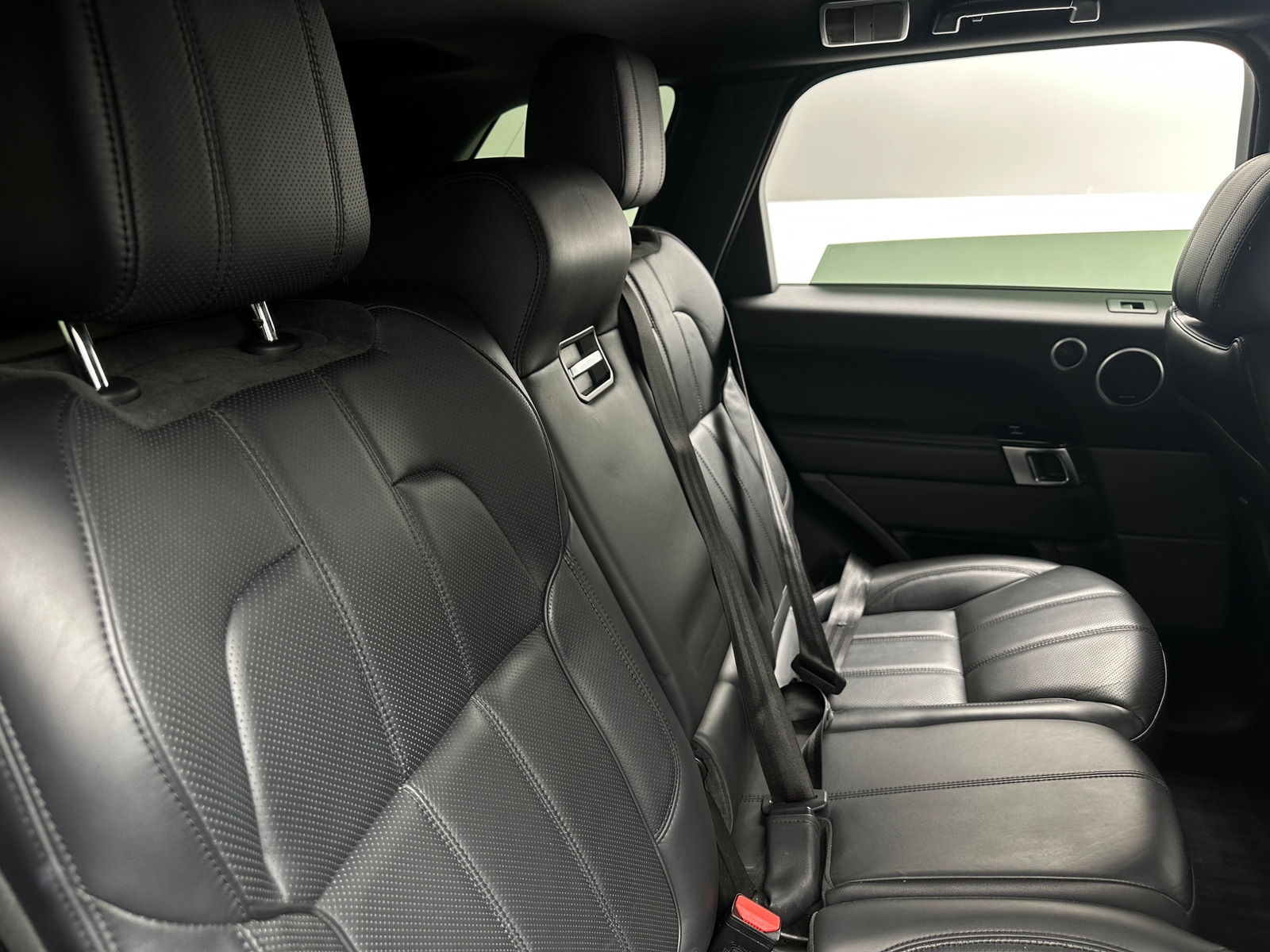 Thumbnail: 2016 Land Rover Range Rover Sport - 5