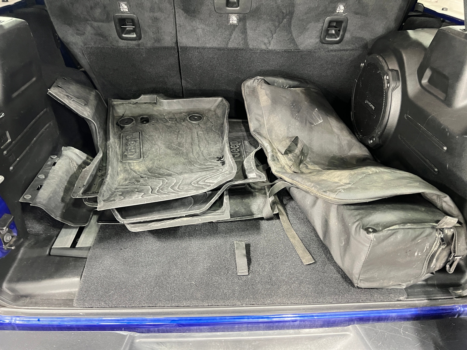 Thumbnail: 2020 Jeep Wrangler - 6