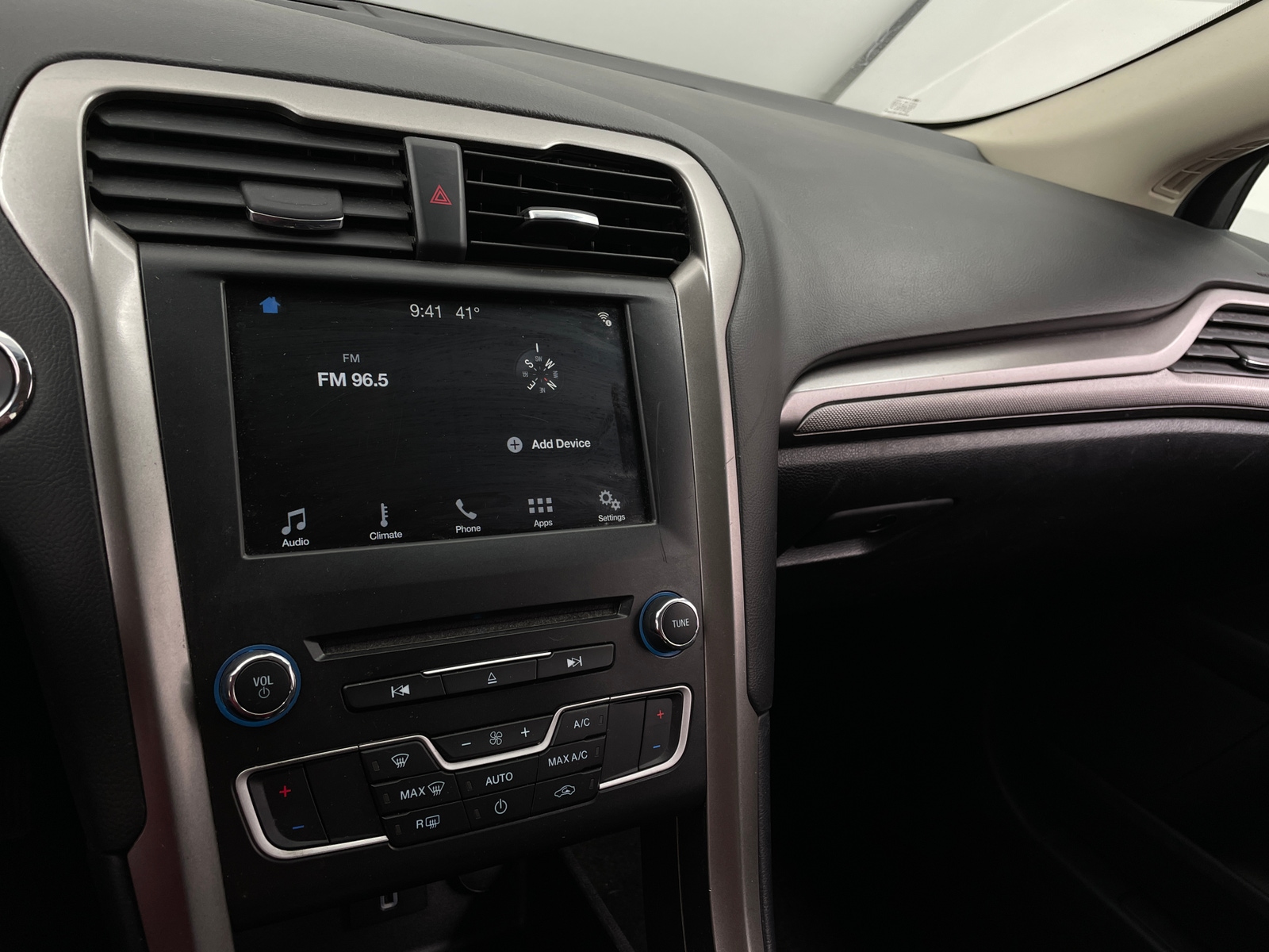 Thumbnail: 2018 Ford Fusion - 4