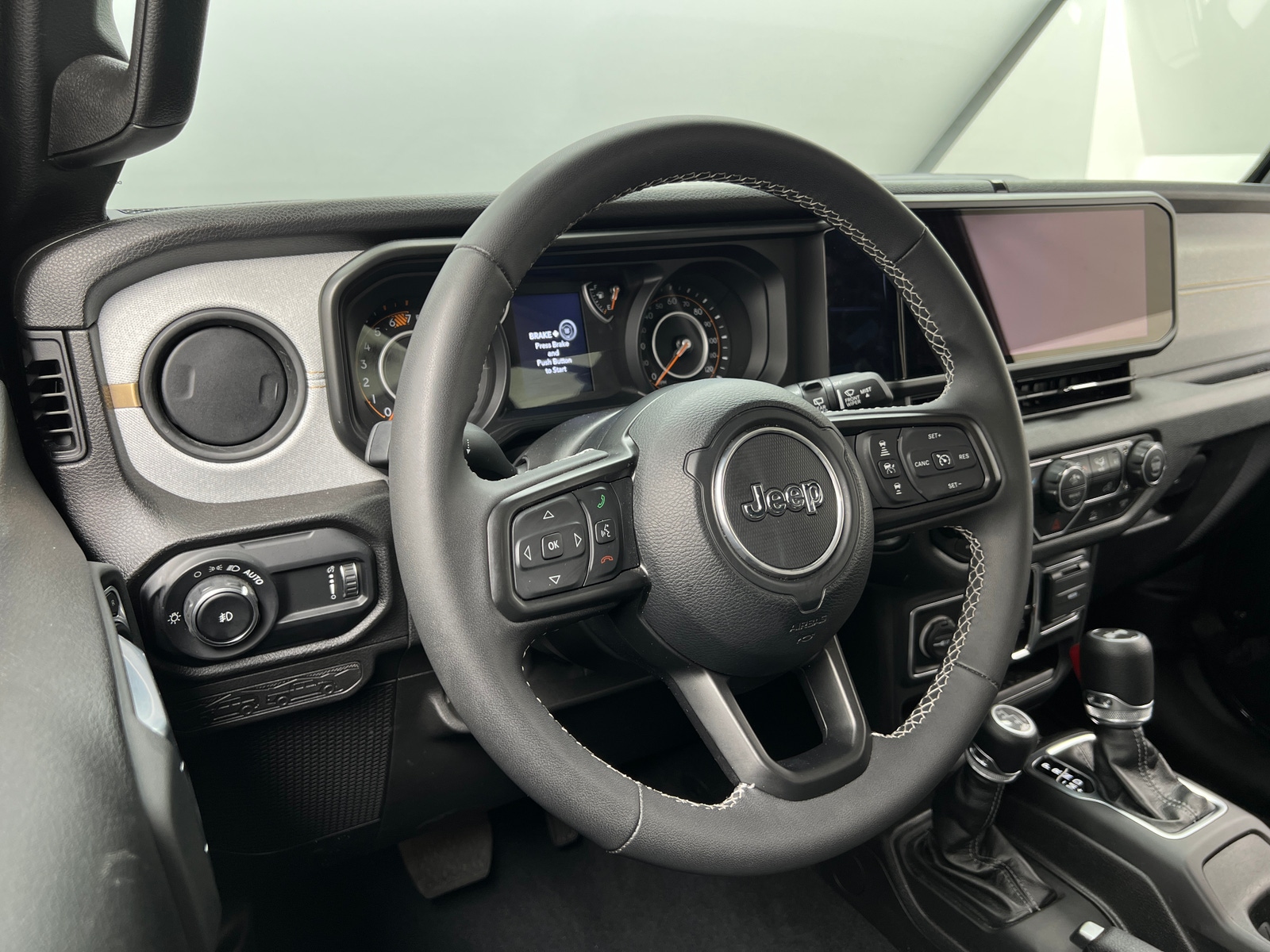 Thumbnail: 2025 Jeep Wrangler - 5