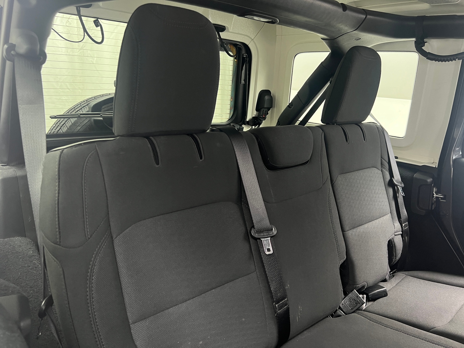 Thumbnail: 2020 Jeep Wrangler - 6