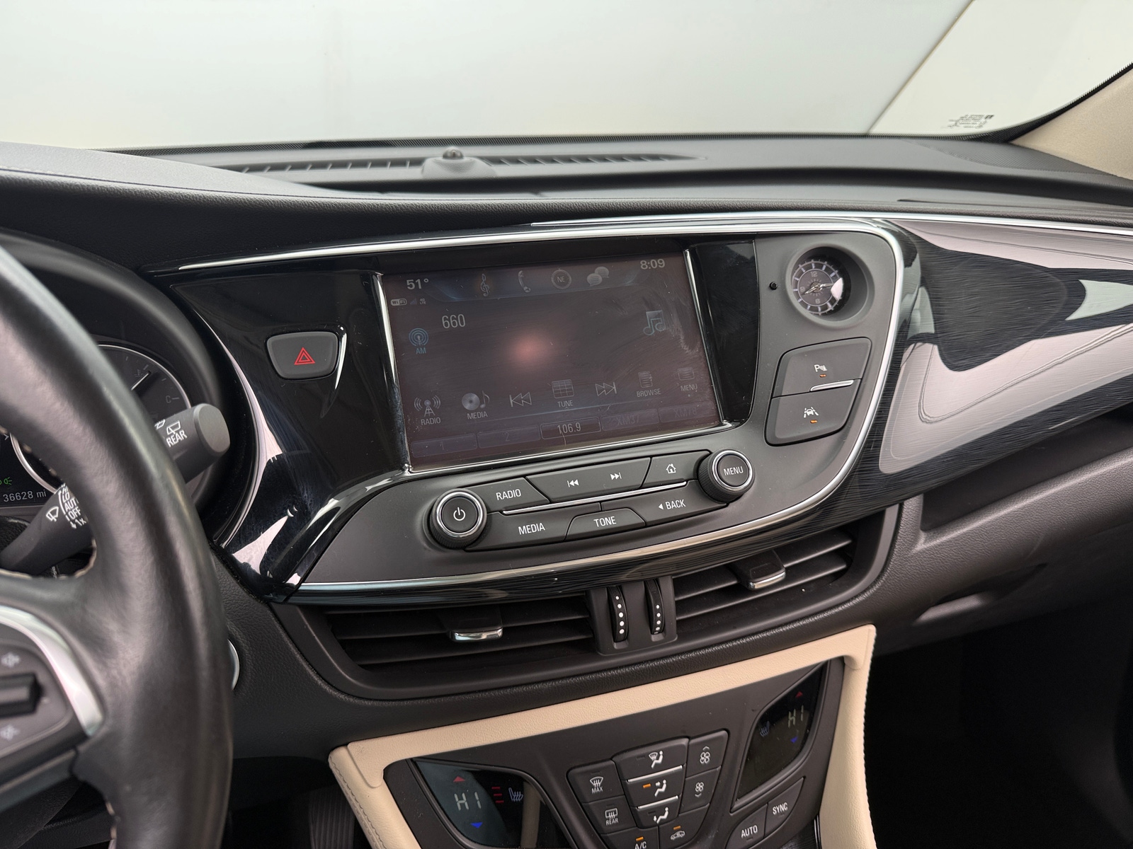 Thumbnail: 2017 Buick Envision - 3