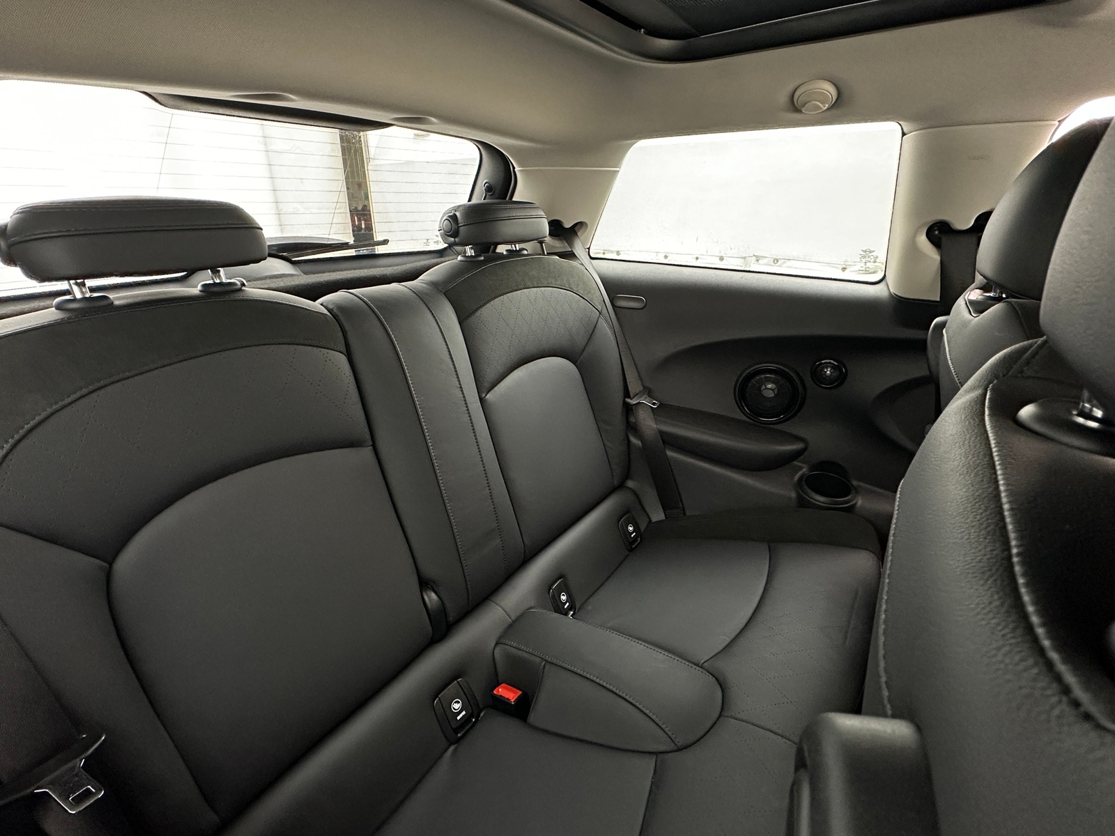 Thumbnail: 2023 MINI Cooper Hardtop - 5