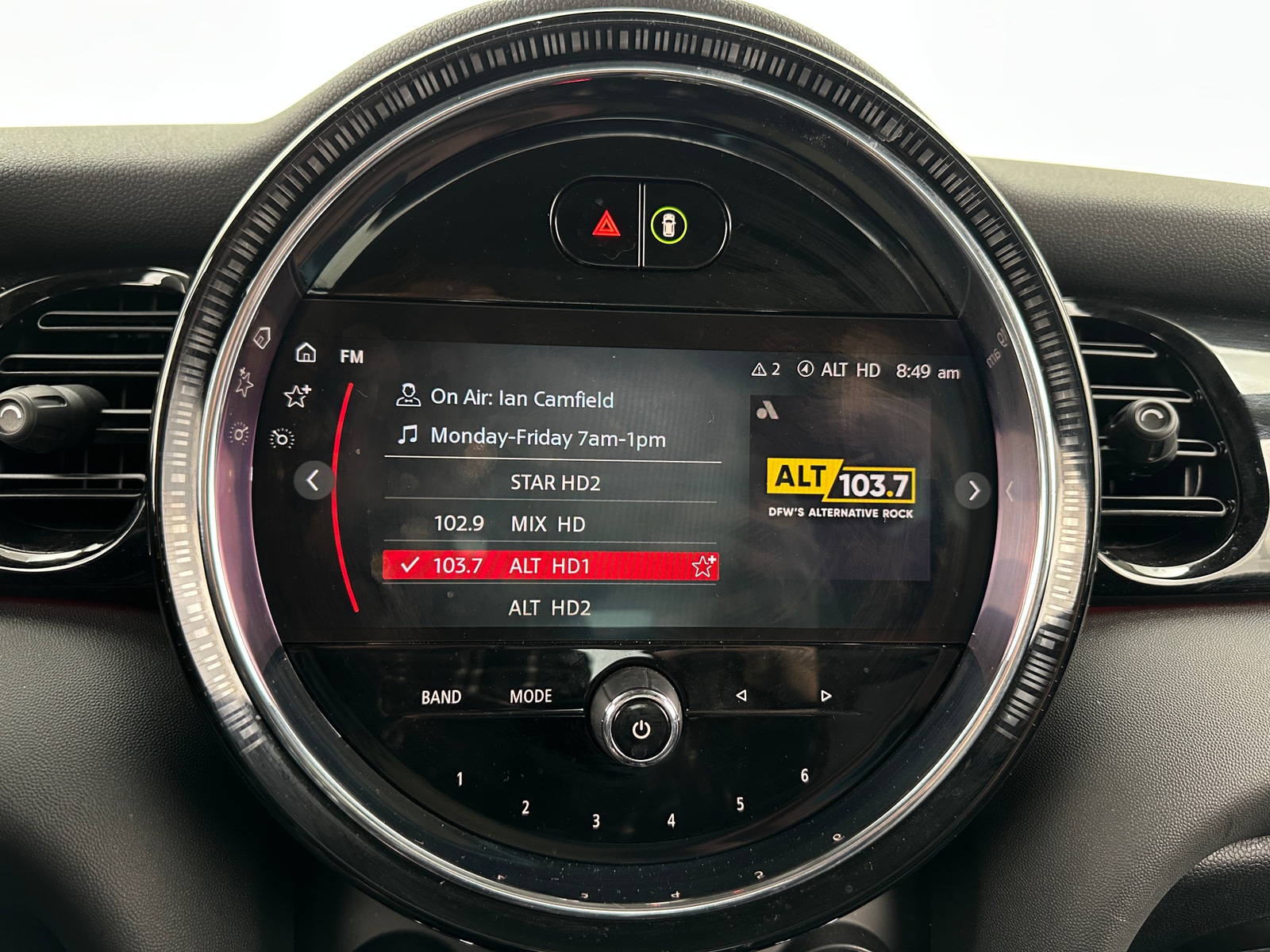 Thumbnail: 2023 MINI Cooper Hardtop - 3