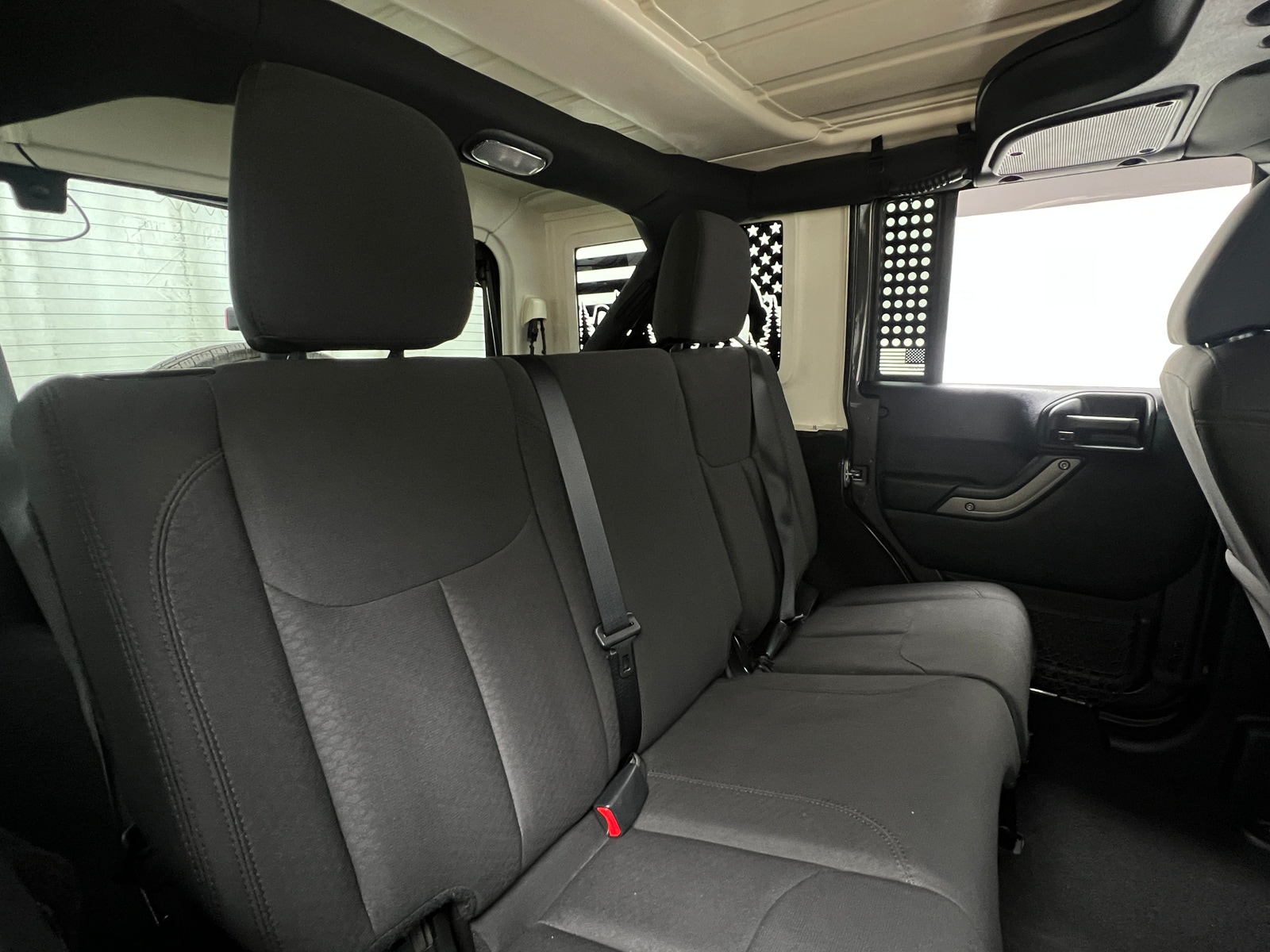 Thumbnail: 2018 Jeep Wrangler - 6