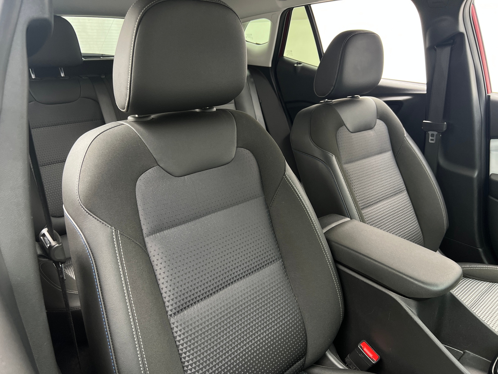 Thumbnail: 2025 Chevrolet Trax - 2