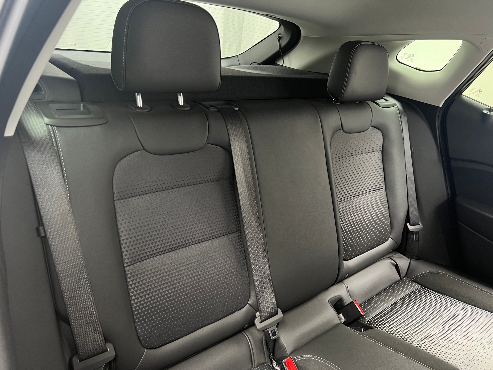 Thumbnail: 2025 Chevrolet Trax - 6