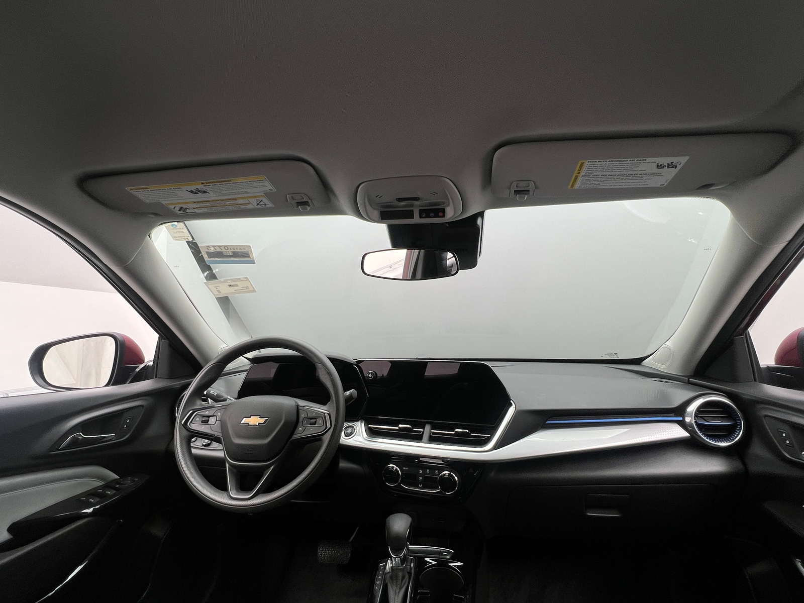 Thumbnail: 2025 Chevrolet Trax - 3