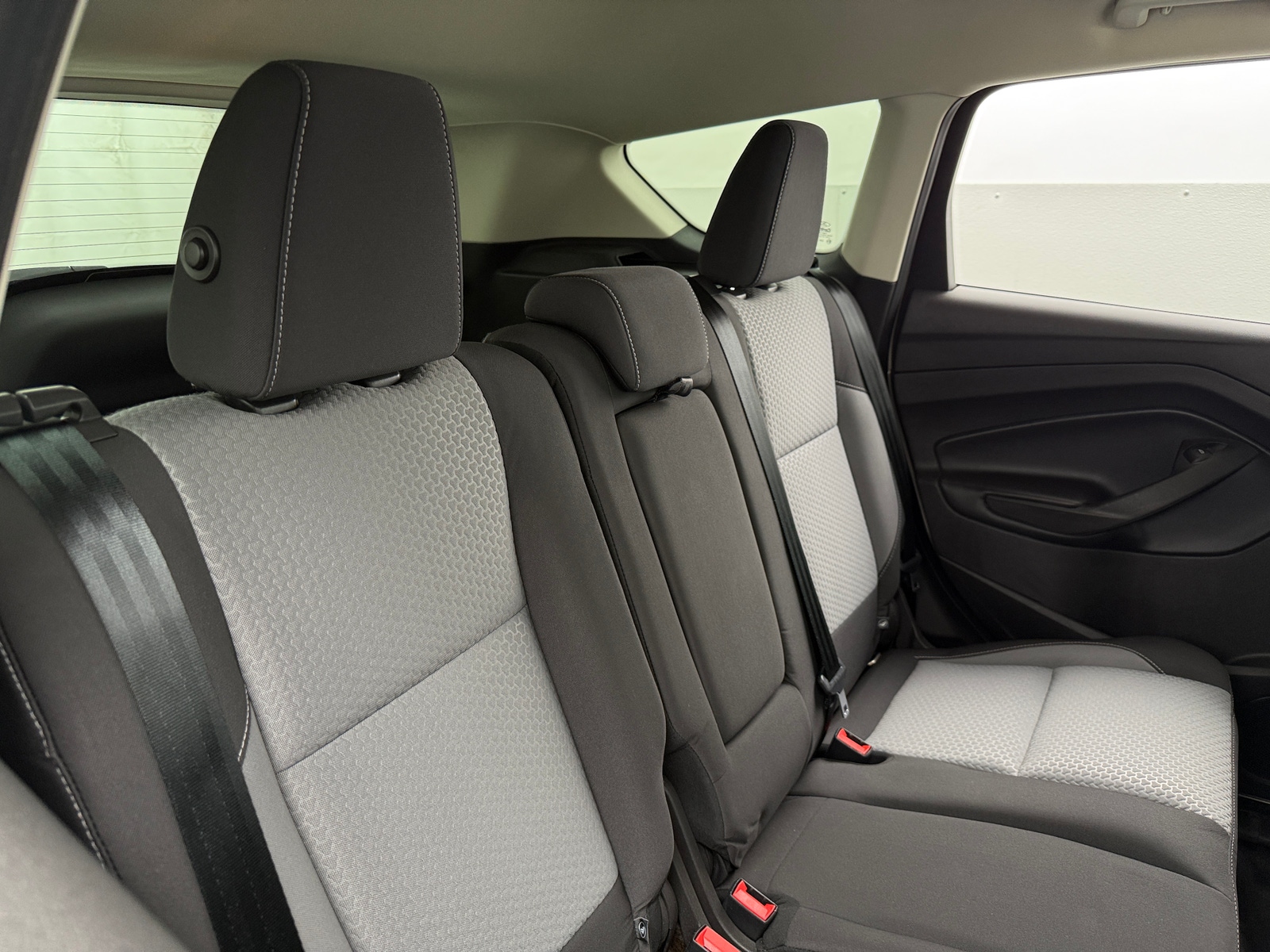 Thumbnail: 2017 Ford Escape - 6