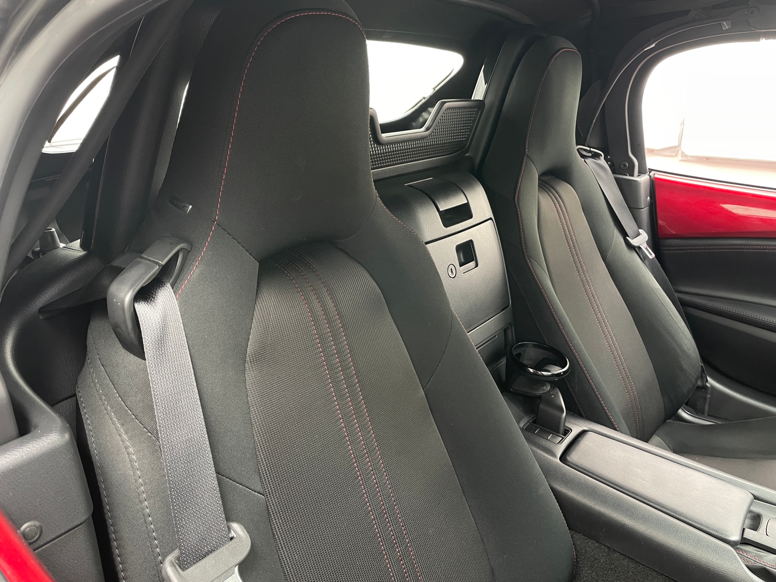 Thumbnail: 2016 Mazda MX-5 Miata - 2