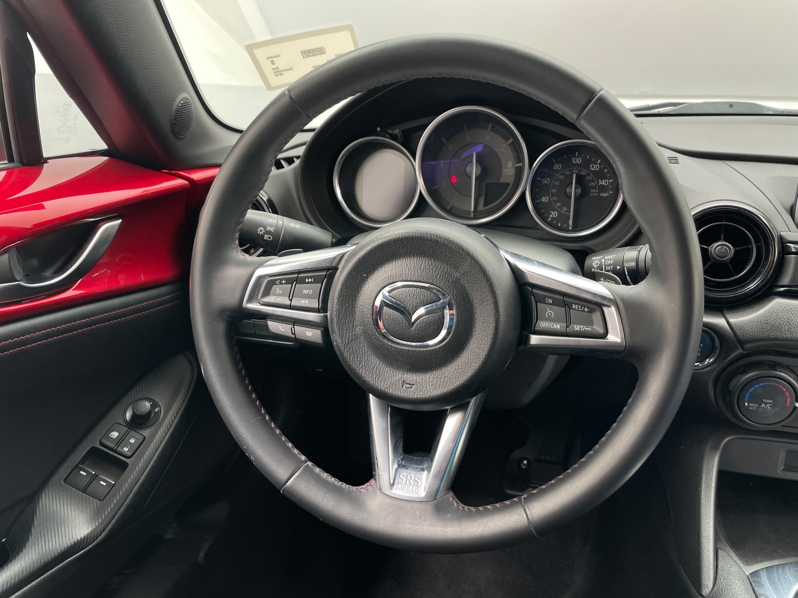 Thumbnail: 2016 Mazda MX-5 Miata - 4