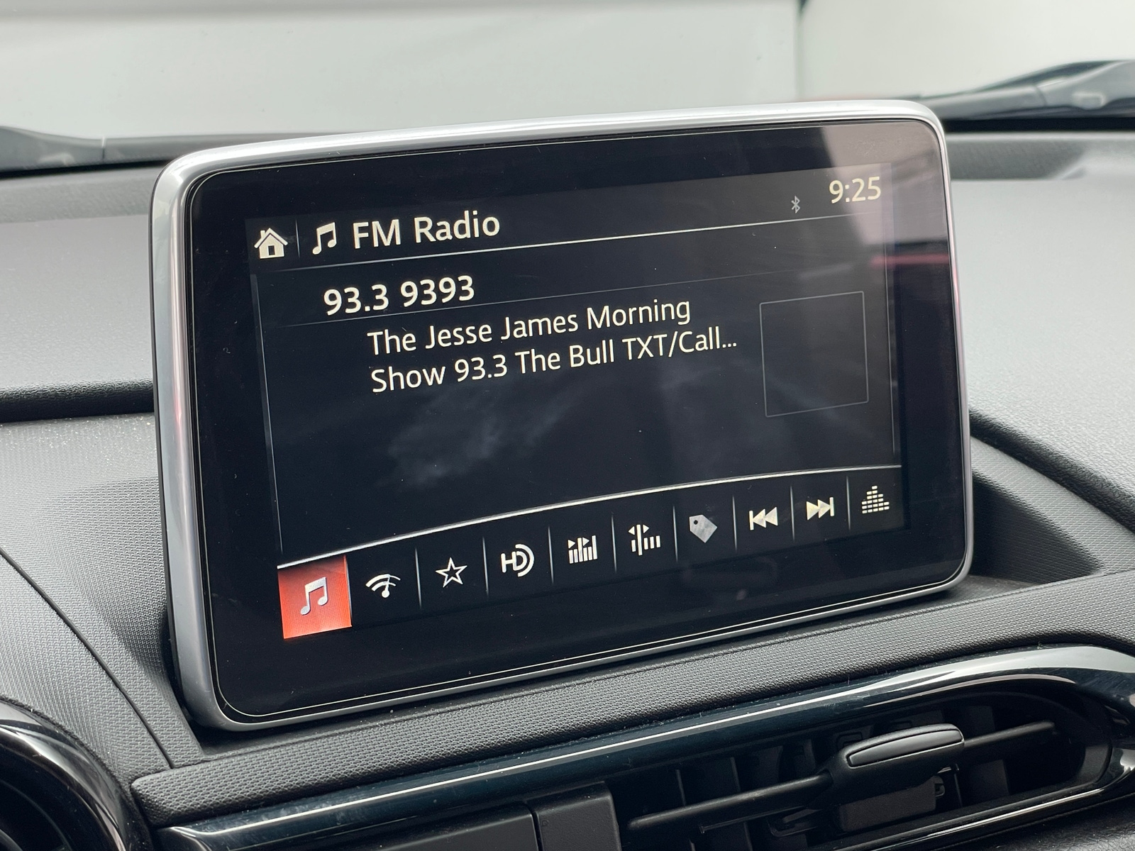 Thumbnail: 2016 Mazda MX-5 Miata - 3