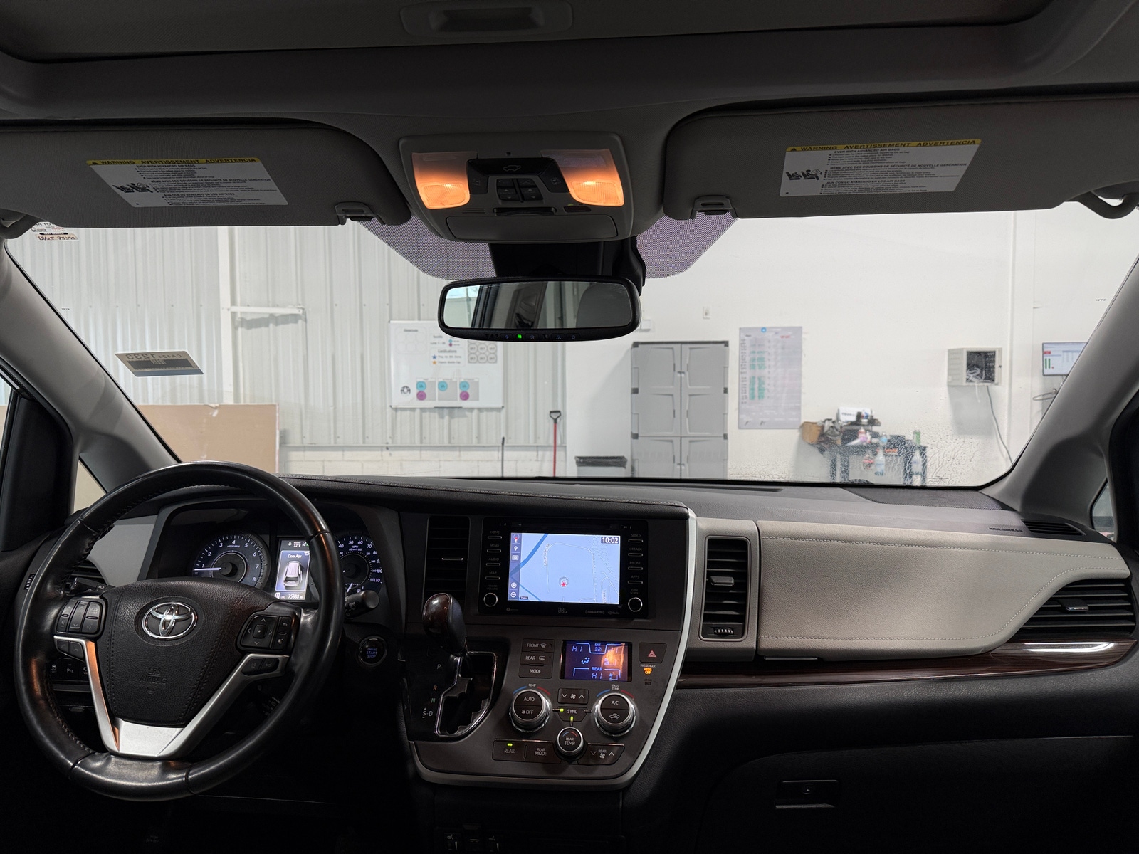 Thumbnail: 2020 Toyota Sienna - 2