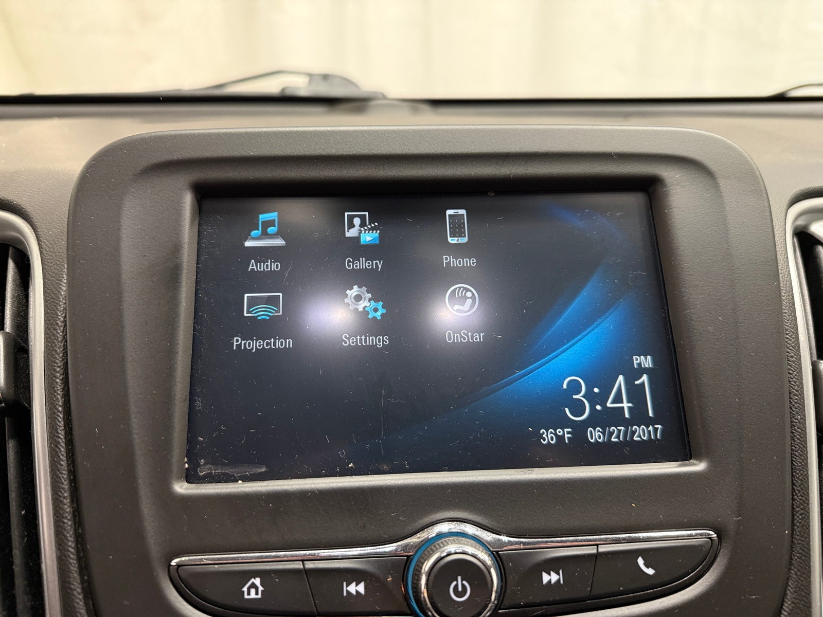 Thumbnail: 2018 Chevrolet Malibu - 4