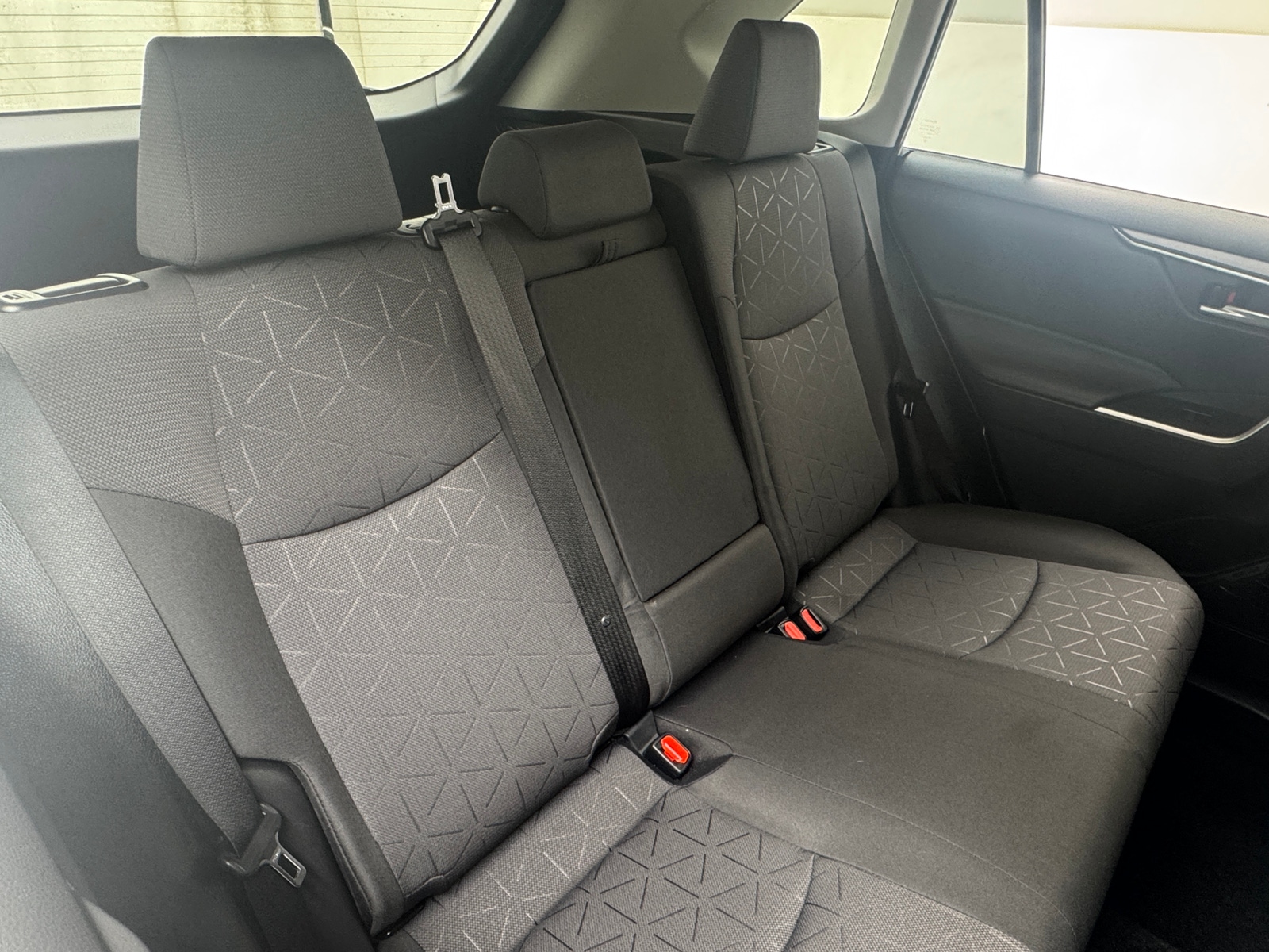 Thumbnail: 2021 Toyota RAV4 - 6